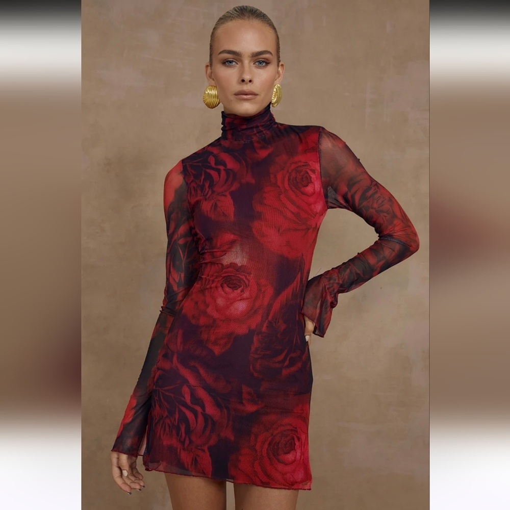 Runaway The Label Jordi Mini Dress in Giovana Red Rose Print - Size XL (10)
